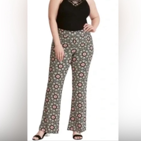 torrid Pants - TORRID INSIDER COLLECTION Wide Leg‎ Geometric Pattern Pants Black Multi Size 14